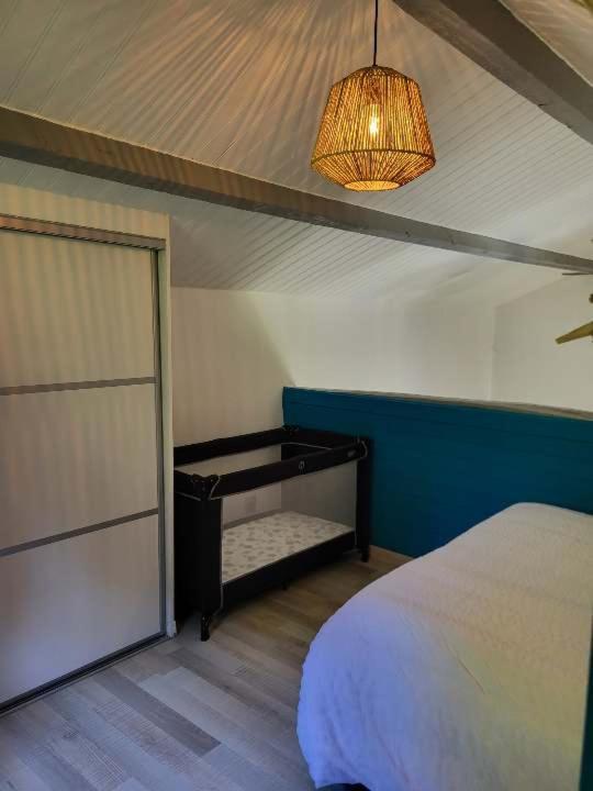 Villa Chez Nirina Proche Puys Dufou à Mortagne-sur-Sevre Extérieur photo