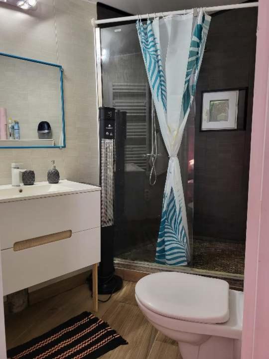Villa Chez Nirina Proche Puys Dufou à Mortagne-sur-Sevre Extérieur photo