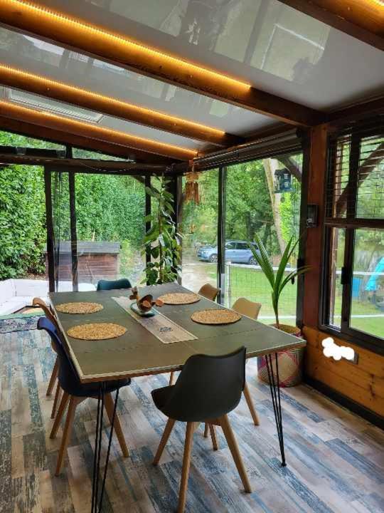 Villa Chez Nirina Proche Puys Dufou à Mortagne-sur-Sevre Extérieur photo